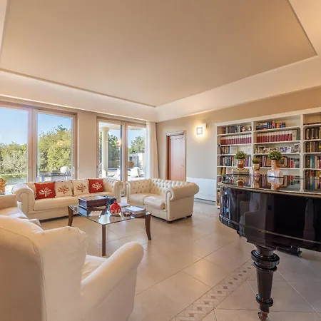 ヴィラ Gentileschi