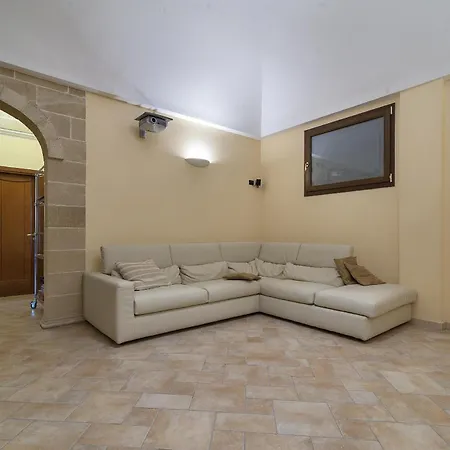 ヴィラ Gentileschi カザラーノ